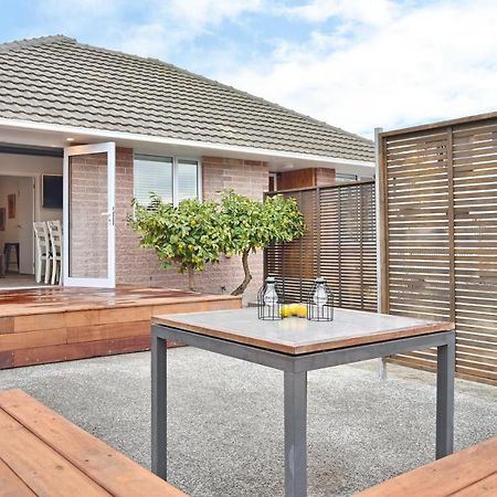 Brockworth Place - Christchurch Holiday Homes Екстер'єр фото
