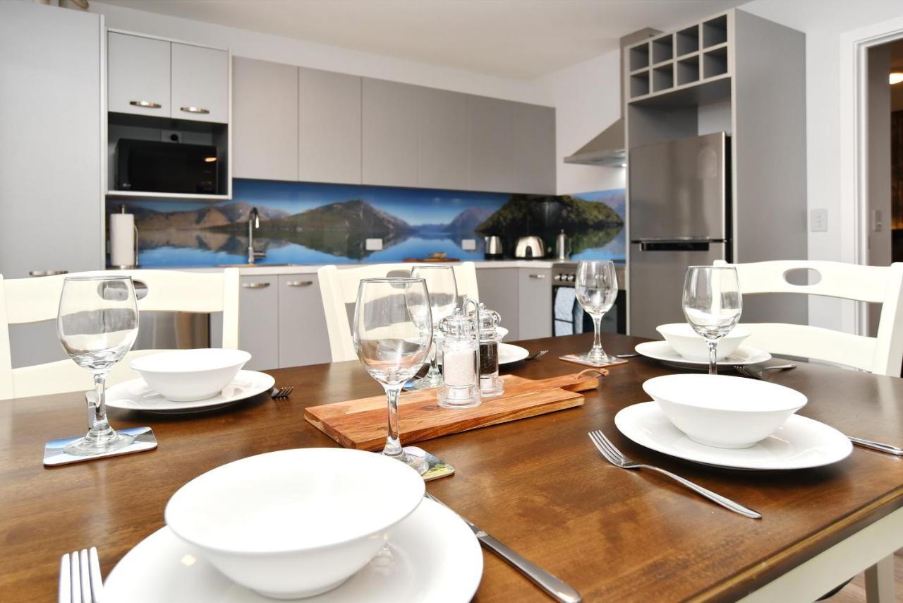 Brockworth Place - Christchurch Holiday Homes Екстер'єр фото