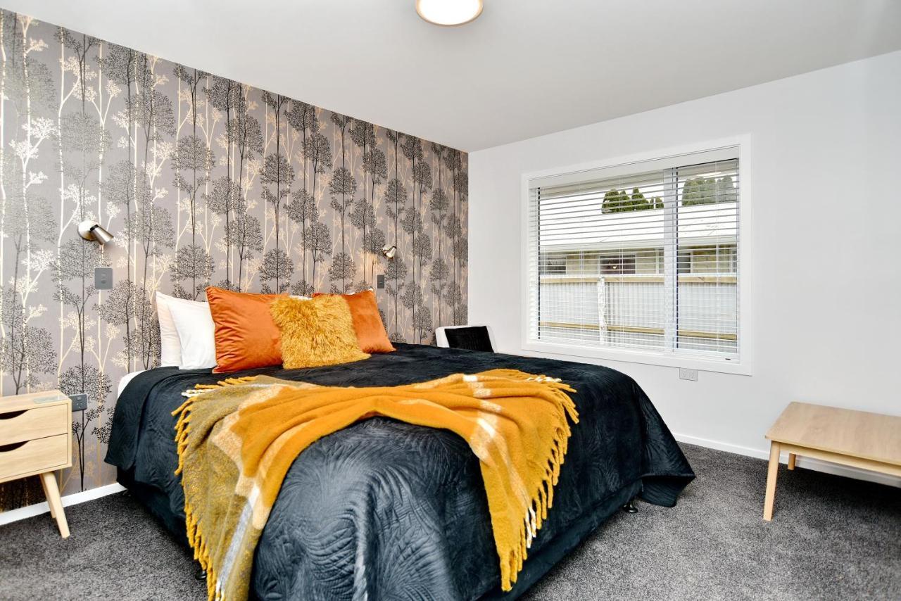 Brockworth Place - Christchurch Holiday Homes Екстер'єр фото
