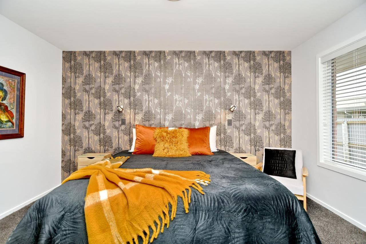 Brockworth Place - Christchurch Holiday Homes Екстер'єр фото