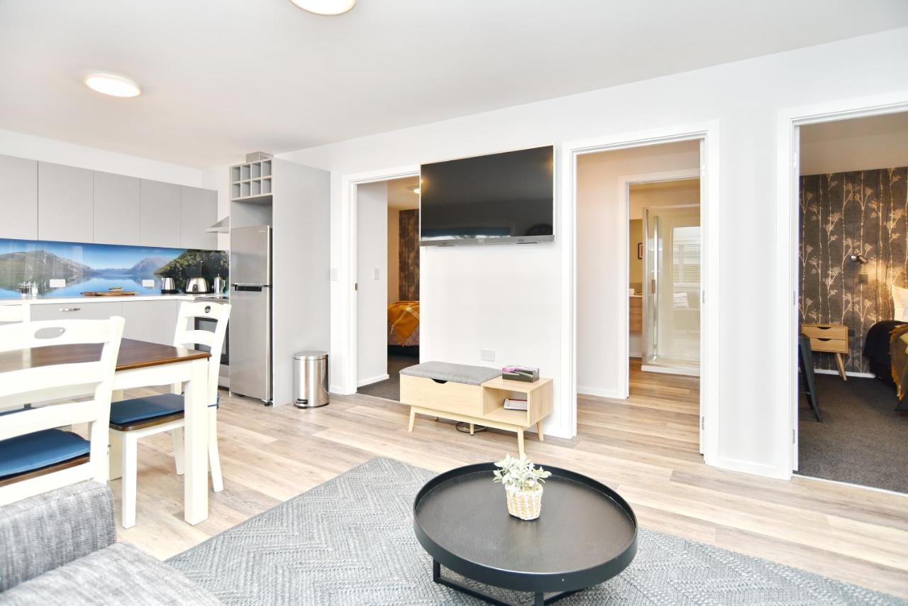 Brockworth Place - Christchurch Holiday Homes Екстер'єр фото