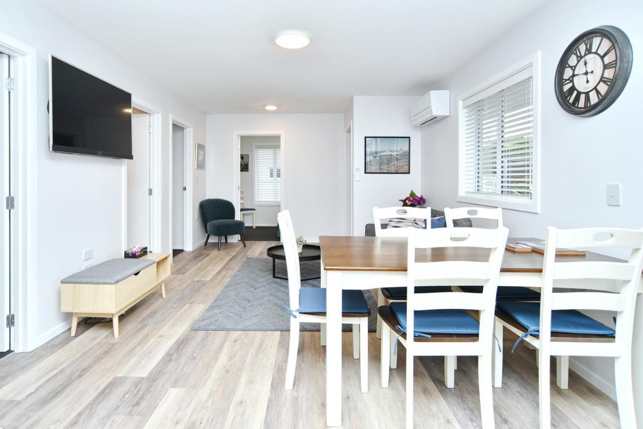 Brockworth Place - Christchurch Holiday Homes Екстер'єр фото