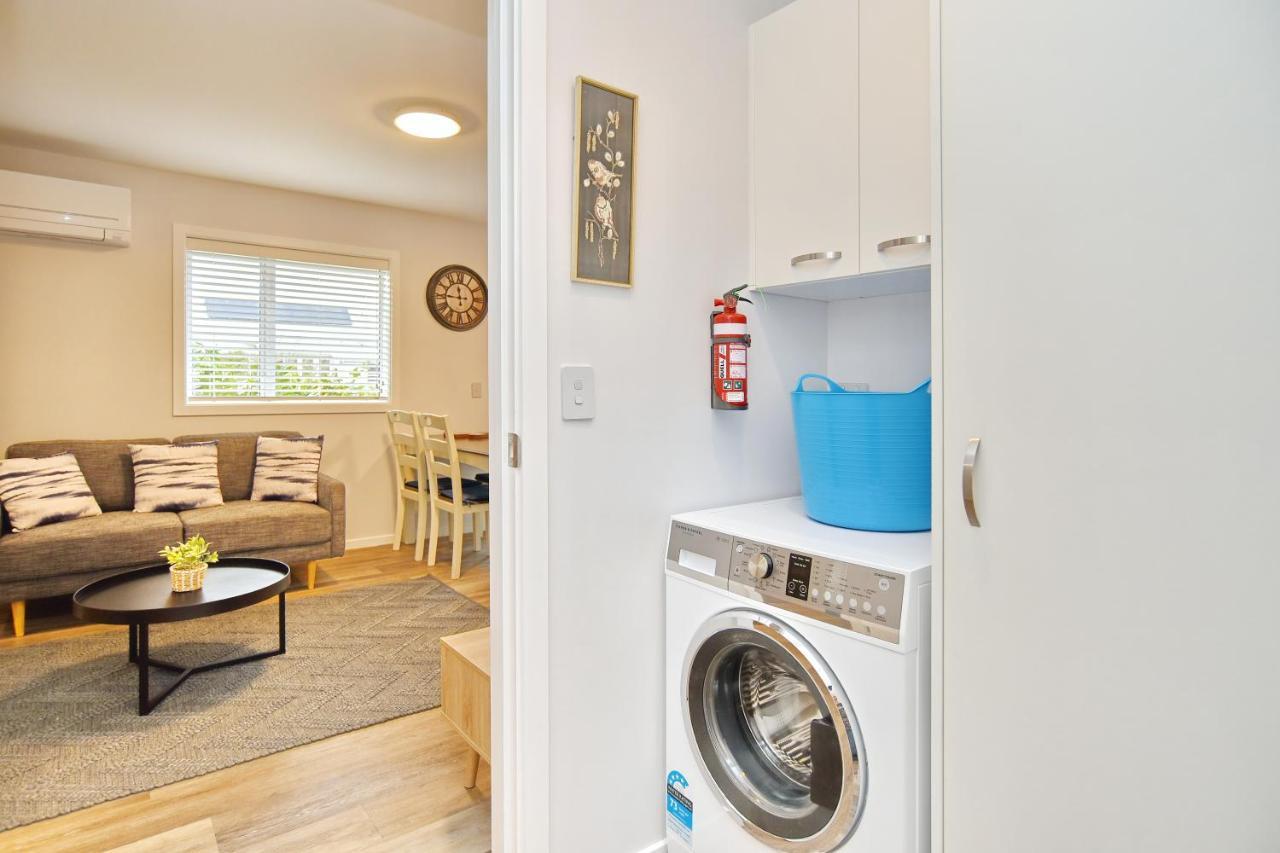 Brockworth Place - Christchurch Holiday Homes Екстер'єр фото